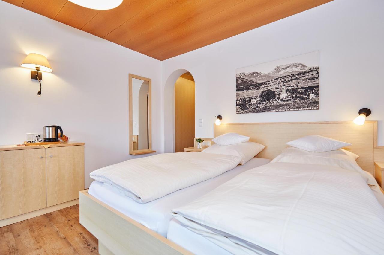 Gaestehaus Flora Reit im Winkl Buitenkant foto