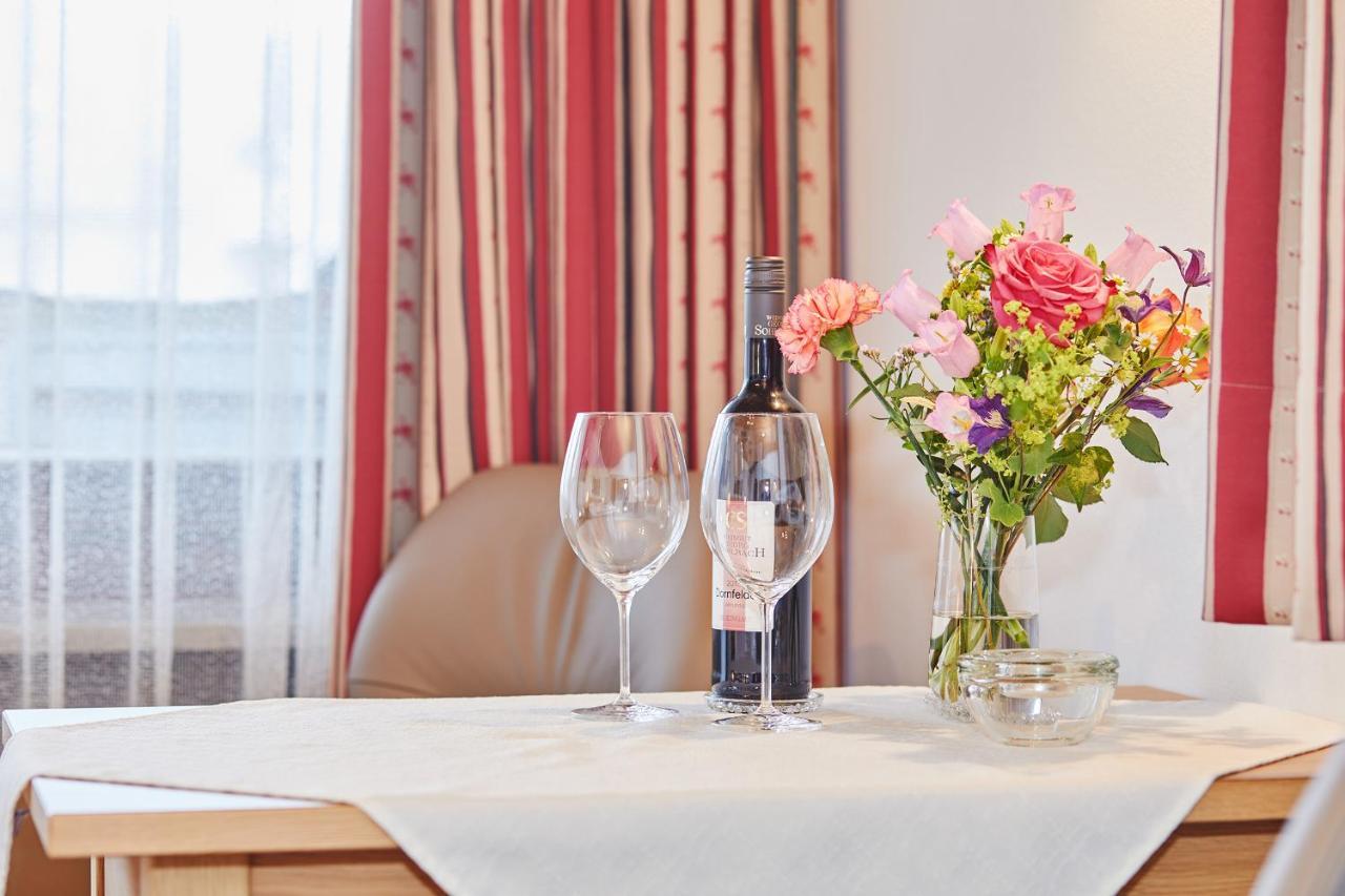 Gaestehaus Flora Reit im Winkl Buitenkant foto
