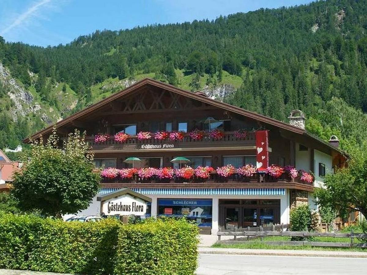 Gaestehaus Flora Reit im Winkl Buitenkant foto