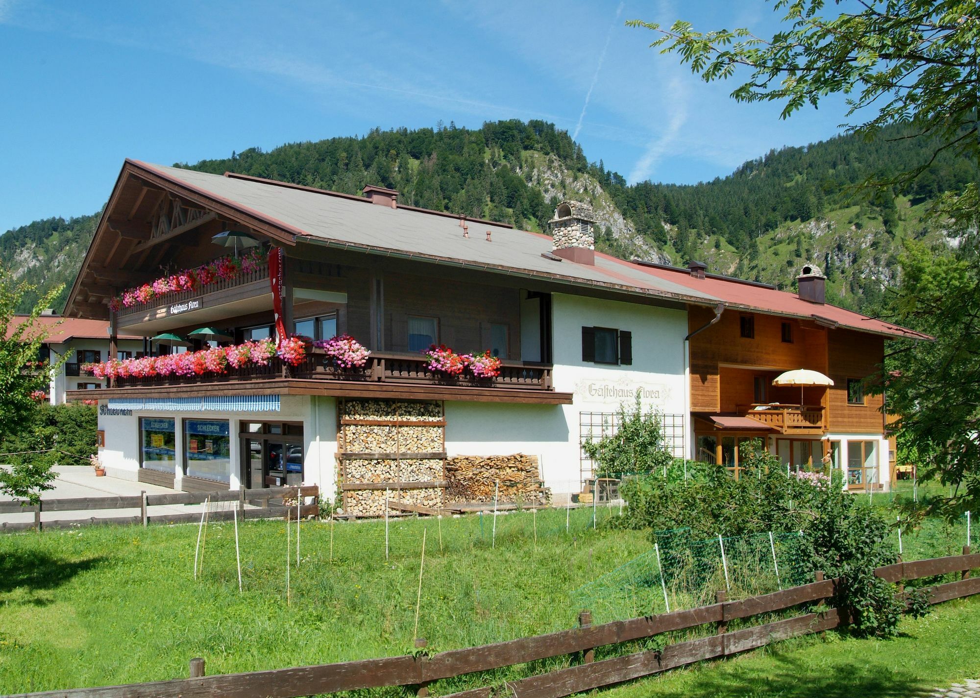 Gaestehaus Flora Reit im Winkl Buitenkant foto