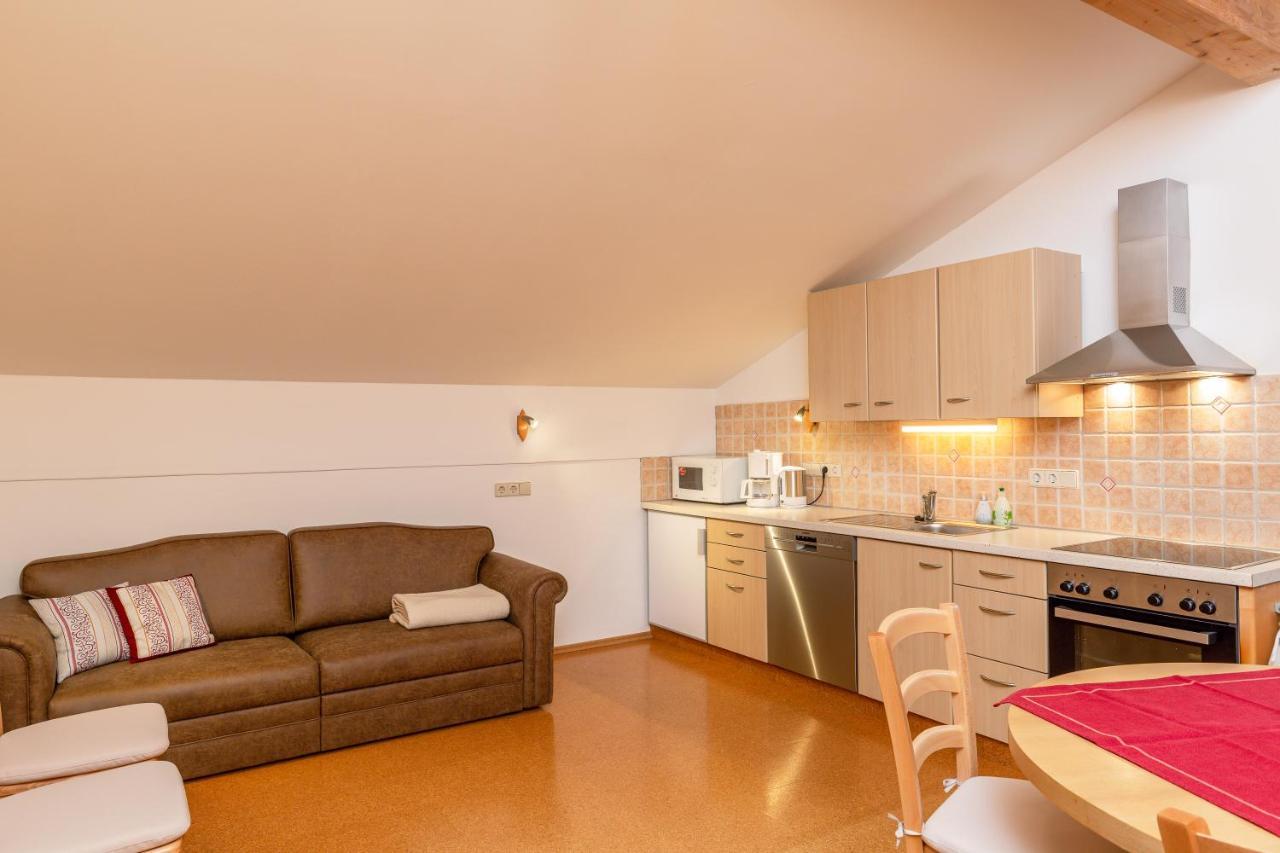 Gaestehaus Flora Reit im Winkl Buitenkant foto